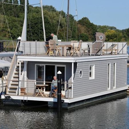 Hausboot Liliput Hotell Stralsund Exteriör bild